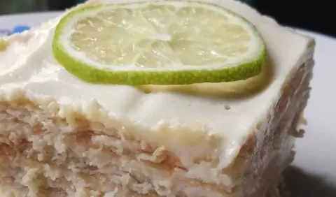 Repostería: ¿Cómo preparar Carlota de limón?