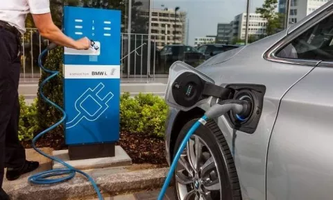 Panamá aspira a que en 28 años  la flota vehicular del país sea 100% eléctrica 