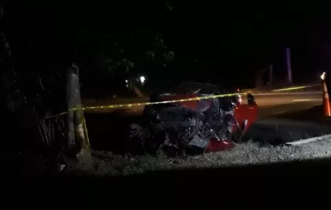 Hombre choca su camioneta contra un árbol en Dolega y muere al instante