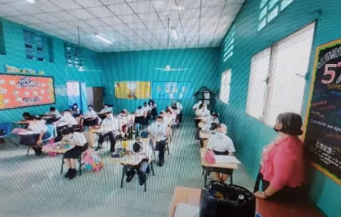Unos 7,000 estudiantes de escuelas y colegios privados en Chiriquí iniciaron clases en centros educativos públicos