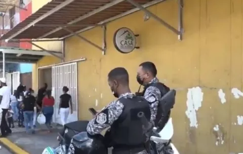 Le dan el último adiós a menor asesinada en Colón y tirada a un contenedor de basura