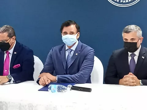 Contralor afirma que gastos imprevistos para alcaldes y representantes tienen que ser justificados