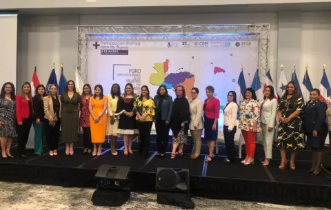 Panamá urge al SICA sistemas consulares solidarios con la realidad de mujeres migrantes