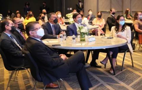 Viceministro de Finanzas asegura que mercado de valores sigue fortaleciendo su infraestructura de negociación