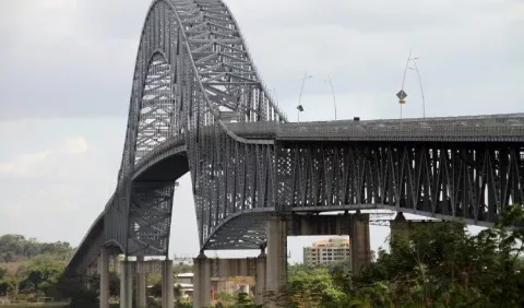 Metro de Panamá S.A. guarda silencio ante plan para favorecer a coreana Hyundai