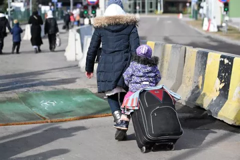 Un millón de niños han abandonado Ucrania, muchos sin sus familias