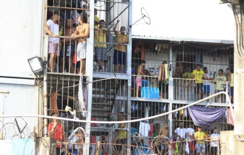 Módulos que sirvieron de cárcel en La Chorrera están abandonados