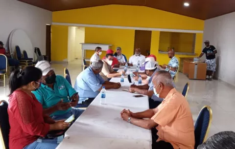 Cámara de Transporte de Panamá Oeste anuncia cierre de calles para el lunes por el aumento del combustible