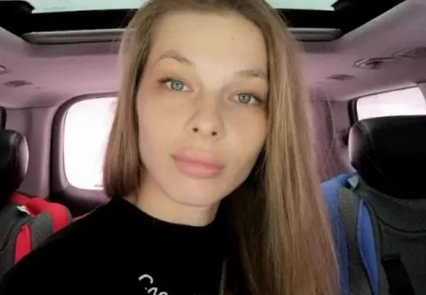 Ekaterina Brendina, 'La Panarusa', solicita un vuelto humanitario para abandonar Rusia