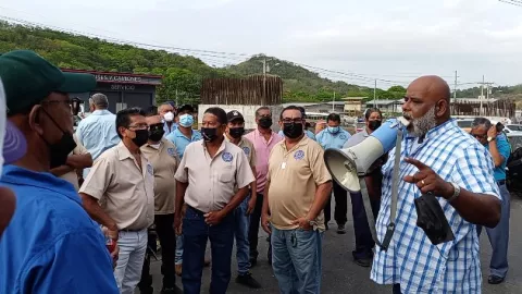 Amenaza de paro de transporte hizo que residentes de Panamá Oeste madrugaran más 