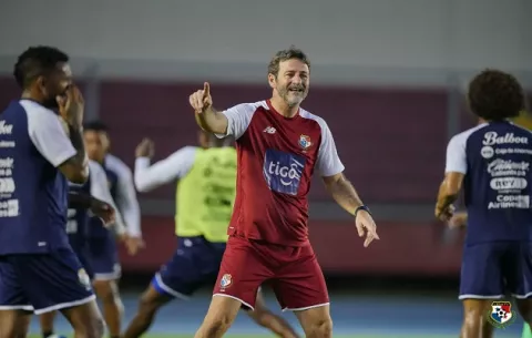 Thomas Christiansen: 'Creemos que tenemos una posibilidad de ir directo al mundial'