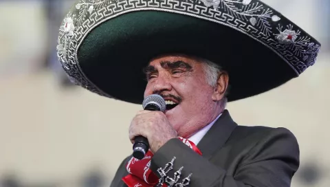 Vicente Fernández: Estrenan en México serie sobre el fallecido artista en medio de escándalo