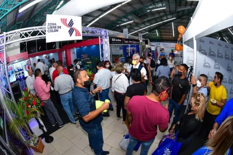 Puesto de la Zona Libre de Colón es inaugurado en la Feria Internacional de David 