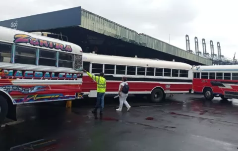 Transportistas de Colón le dan plazo hasta el miércoles al Gobierno para que resuelva sus necesidades