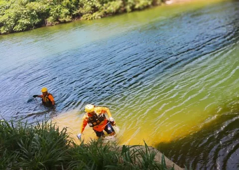 Sinaproc recupera cuerpo sin vida de un hombre que flotaba en el Río Chico de Natá 