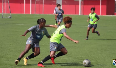 Panamá espera   a un fuerte  equipo de El Salvador en las eliminatorias femeninas  