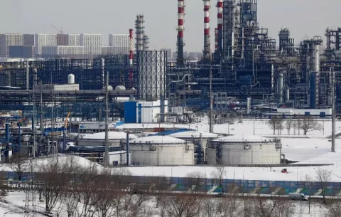 Rusia advierte a Europa que difícilmente podrá sustituir el gas y el petróleo rusos en cinco o diez años 