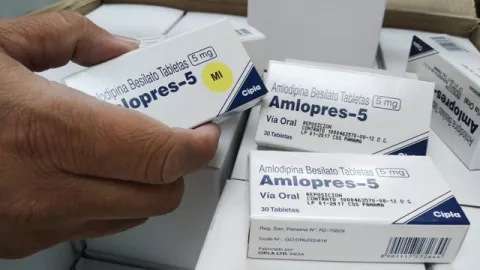 Usarán cotización en línea para adquirir 129 medicamentos que faltan en la Caja de Seguro Social 
