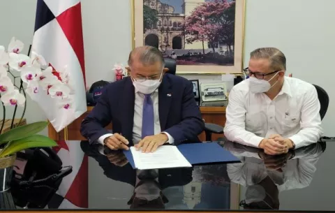 Mida firma resolución que garantiza el abastecimiento de arroz  por el periodo 2022-2023