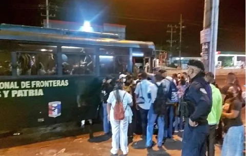 Usuarios de Panamá Oeste afectados por el paro de transporte