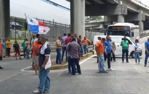 Transportistas de Panamá Oeste se declaran en paro indefinido