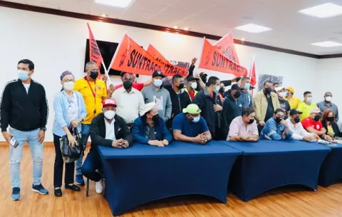 ¿Cómo se dan los ascensos  entre los trabajadores de la construcción?