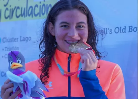 Emily Santos dio la primera medallla oro a Panamá; luchador Marciaga gana plata en Rosario 2022