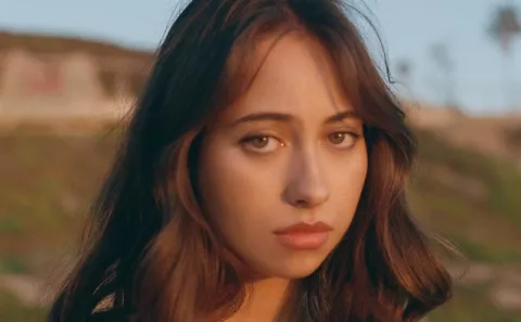 Sofía Valdés lanzará 'In Bloom', su segundo EP, el 13 de mayo