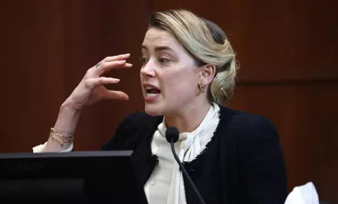 Amber Heard no plagió el guion de una película en el juicio con Depp