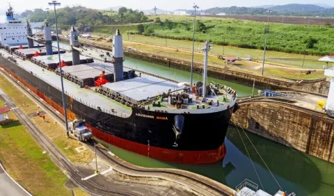Canal de Panamá enfrenta cambios en composición de carga
