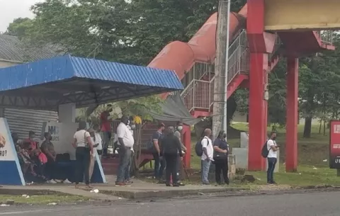 Colón empieza la semana tratando de recobrarse del largo paro indefinido