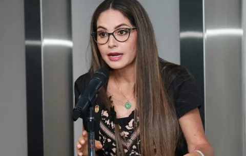 Zulay Rodríguez: 'Si no frenamos el alza del combustible, la inflación nos asfixiará'