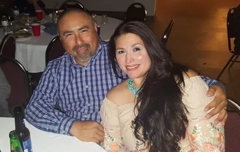 Esposo de una de las maestras asesinadas en el tiroteo de Texas muere de un ataque al corazón