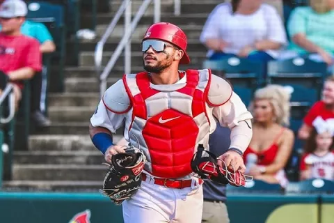 Iván Herrera debutó con los Cardenales de San Luis