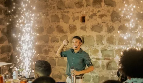 Jesús Muñoz ganó el título 'Mejor Bartender' de Panamá y representará al país en Australia