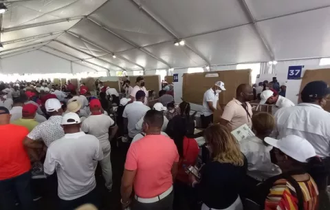 'Golpe de timón' piden perredistas que hoy renuevan su Comité Ejecutivo Nacional 