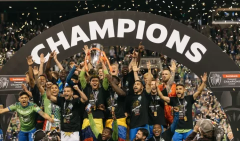 Seattle vence a los Pumas y se corona en la Liga de Campeones de la Concacaf