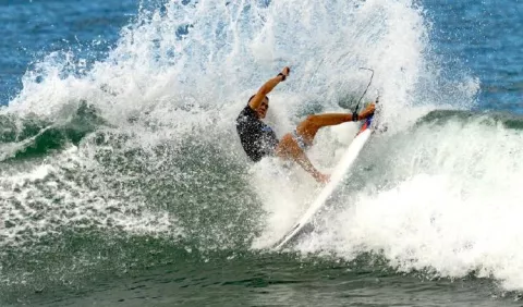 Tao Rodríguez y Noah Klapp marcan la diferencia en el Campeonato Nacional de Surf