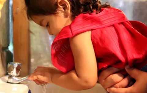 Programa “Baños Cambian Vidas” beneficiará a 420 mil centroamericanos 