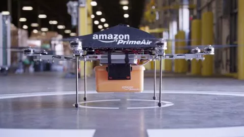 Amazon entregará los pedidos con drones a finales de este año en California