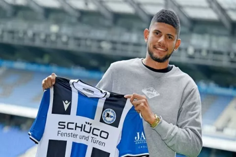 Arminia Bielefeld compra la ficha del panameño Andrés Andrade