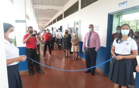 Colegio José Daniel Crespo de Chitré reinicia clases presenciales completas