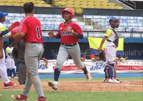 Panamá apalea a Colombia en el Premundial U15 de Béisbol