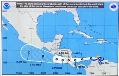 Panamá bajo aviso por el paso del potencial disturbio tropical 'Dos' que amenaza con convertirse en ciclón