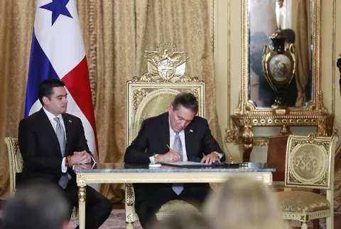 ¿Qué opciones tiene Gaby Carrizo para aspirar a la presidencia, si Cortizo no puede continuar en el cargo?