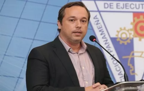 Jorge Rivera Staff se disculpa y admite que se pueden gastar más de $100 en gasolina a la semana