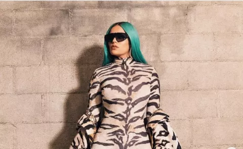 Karol G triunfa en los Premios Tu Música Urbano 2022 con nueve galardones