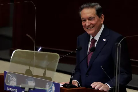 Laurentino Cortizo felicitó a Gustavo Petro, presidente electo de Colombia