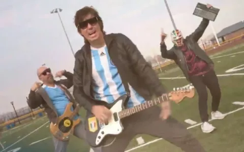 Los Rabanes presentan el 'jingle' 'Fiesta Mundial' de Telemundo 47