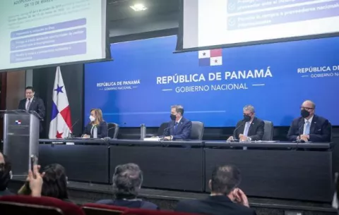  Gobierno apuesta al plan piloto MedicSol para enfrentar el desabastecimiento de medicamentos